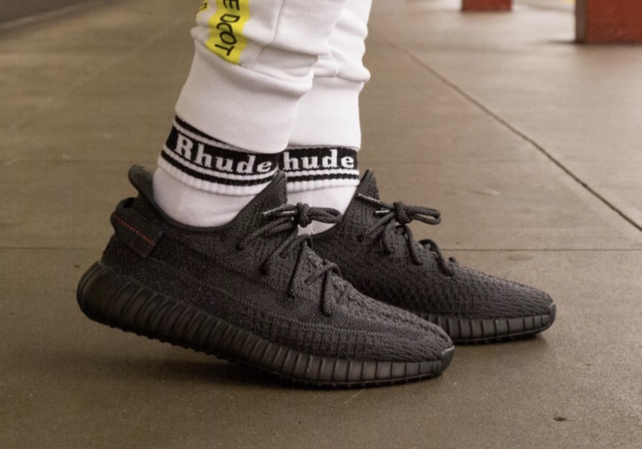 yeezy boost 350 v2 adults black