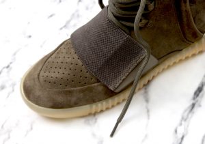 yeezyboost750right_brown-11