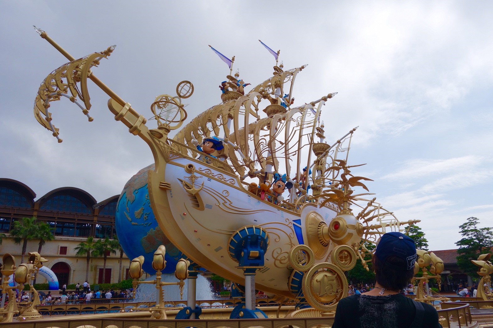 ディズニーリゾートで他人と差をつける ディズニーコラボブランドまとめ