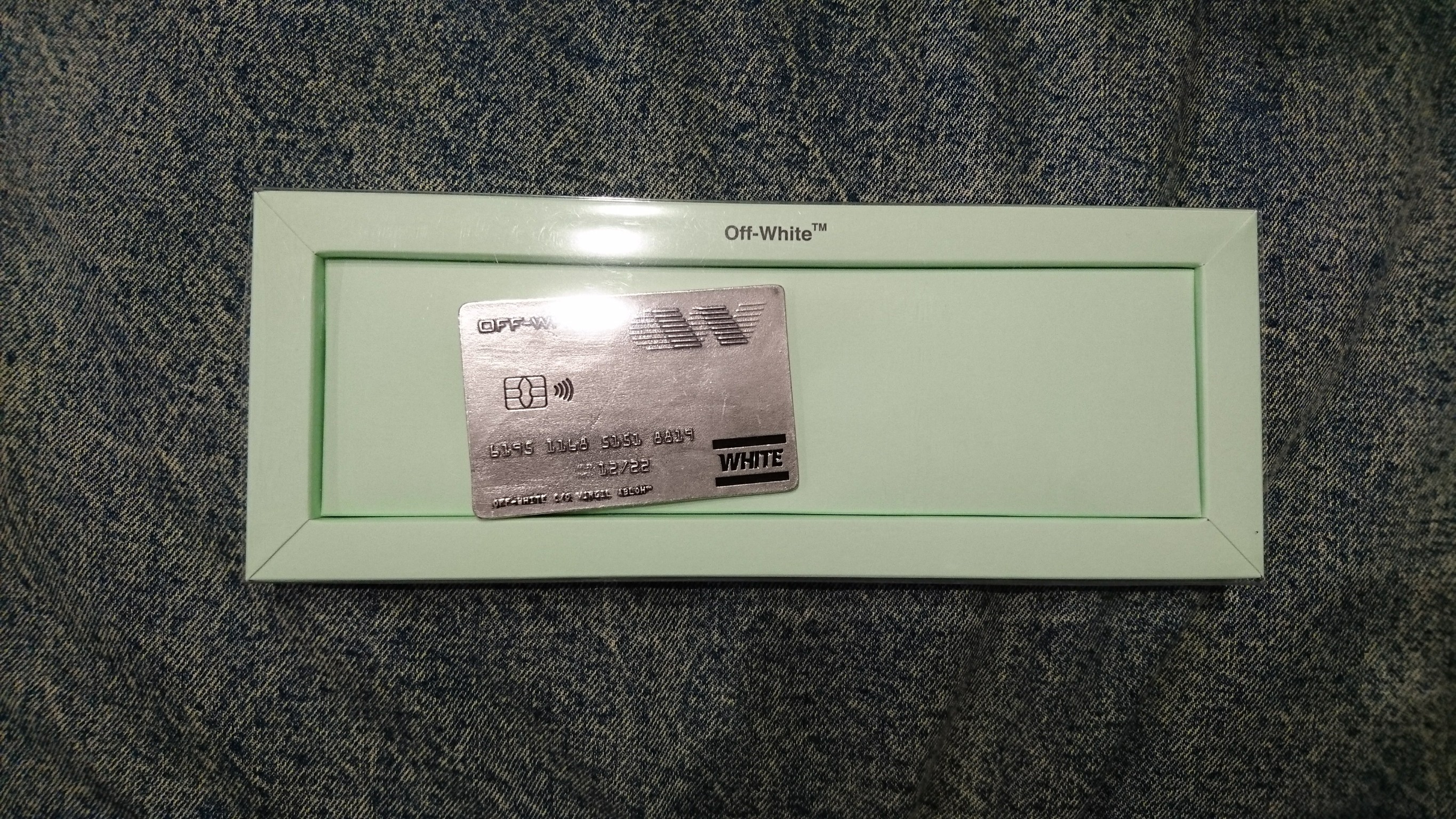 届いたのでレビューです！OFF-WHITE（オフホワイ）クレジットカード型 